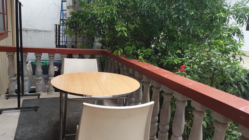 Christopher B&B And Apartments (Adults Only) Paranaque City 외부 사진